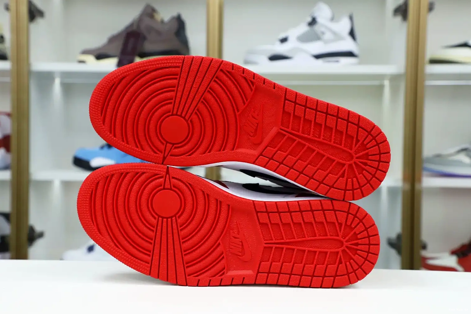 EXCLUSIVE AIR HOME' NRG HIGH 1 RETRO JORDAN OG CHICAGO TO 'HOMAGE Kimikick 0814